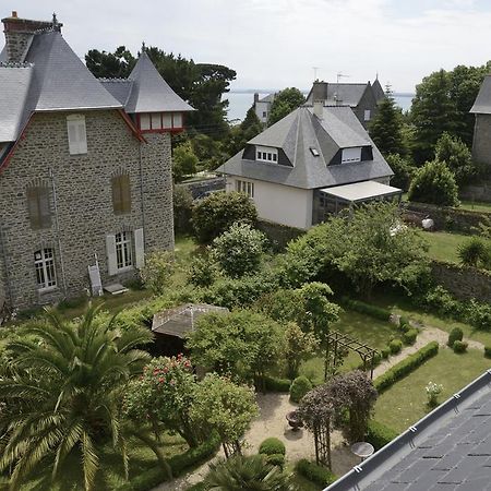 Bed and Breakfast La Maison De La Marine Cancale Exterior foto