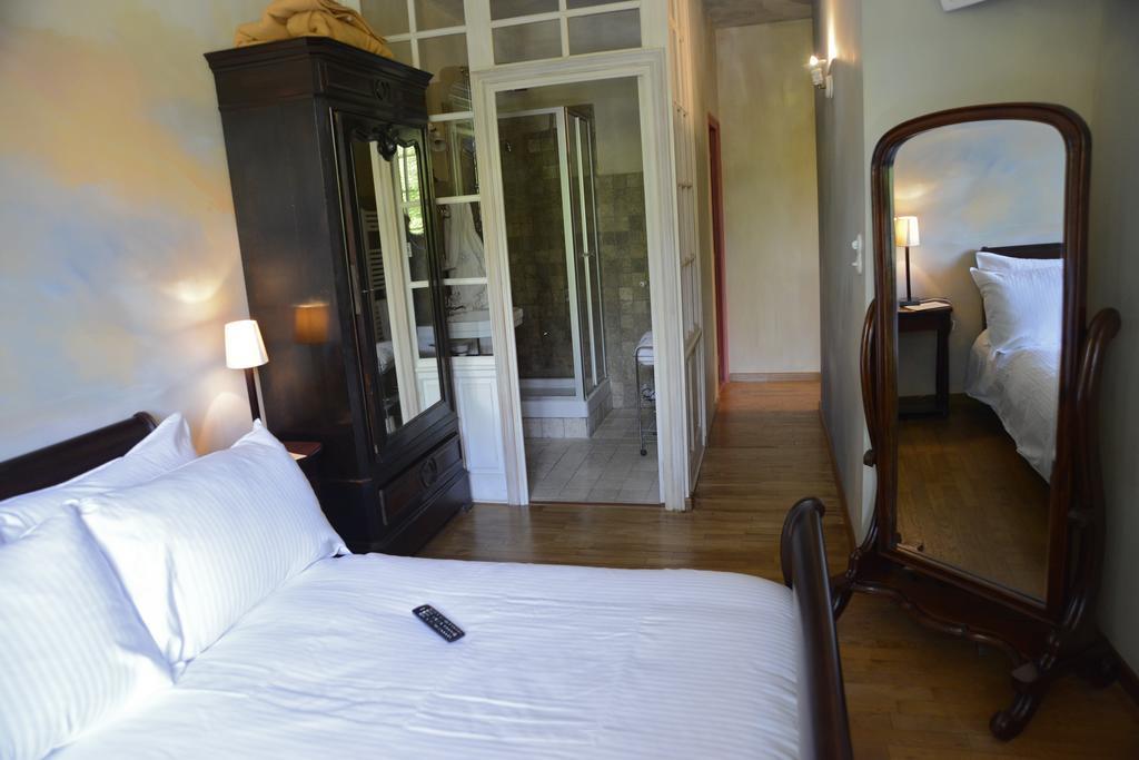 Bed and Breakfast La Maison De La Marine Cancale Exterior foto