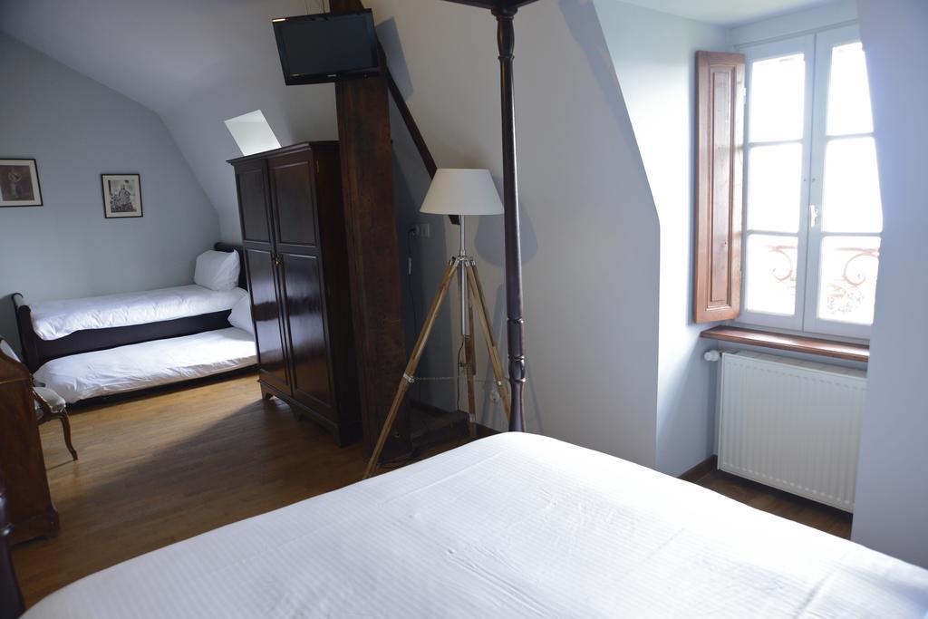 Bed and Breakfast La Maison De La Marine Cancale Exterior foto