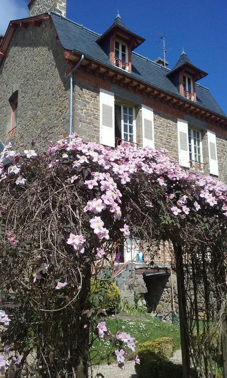 Bed and Breakfast La Maison De La Marine Cancale Exterior foto